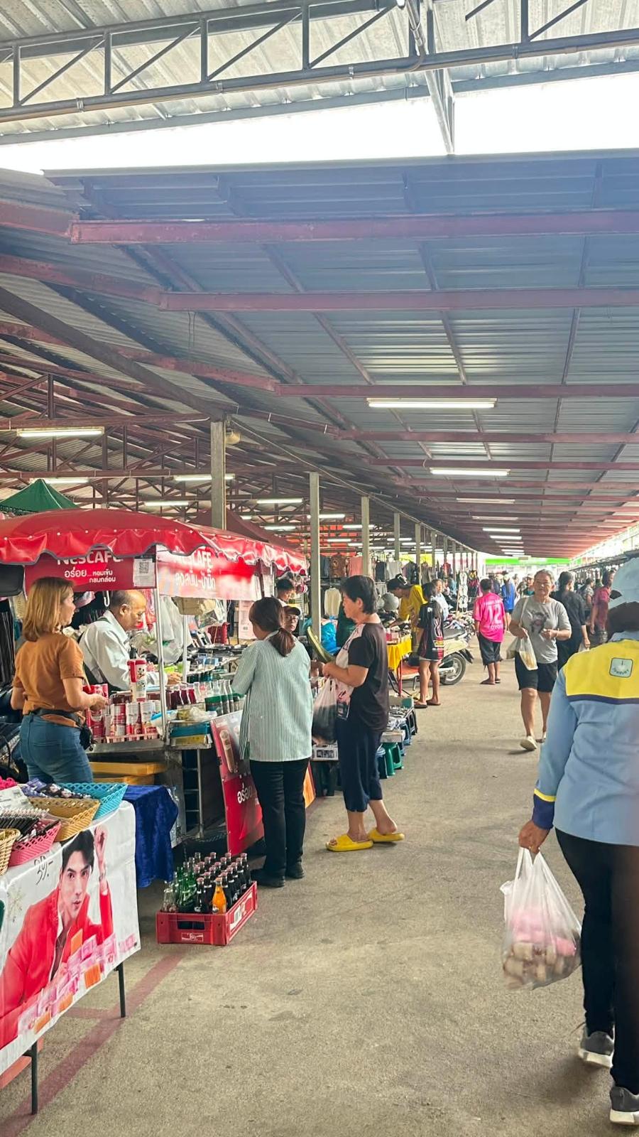 ตลาดนัดดอนยาง จ.เพชรบุรี