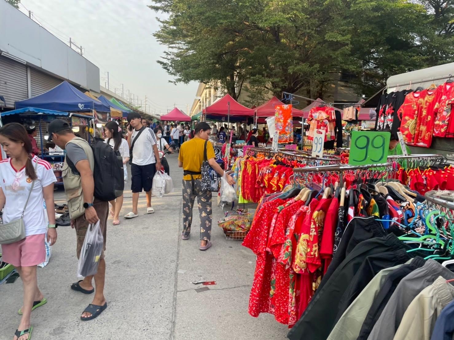ตลาด เดอะมิลล์ รังสิต