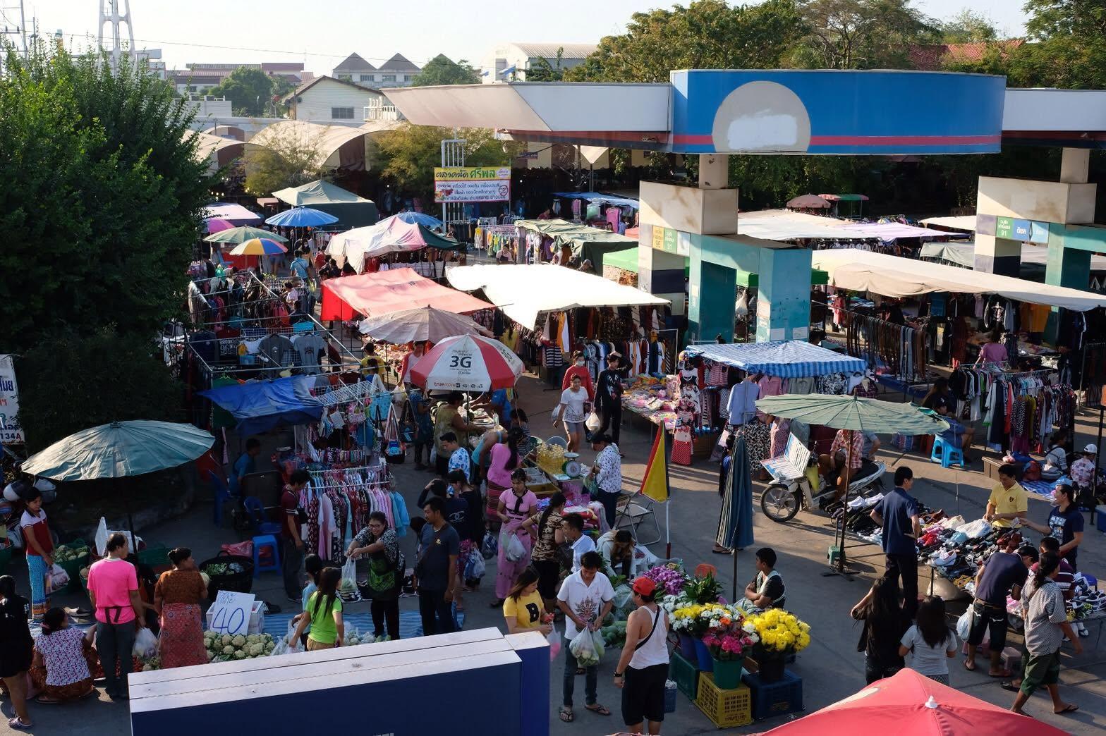 ตลาดนัดศรีพล-ปั้มเก่าแคราย